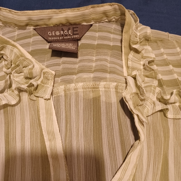 George (design by Mark Eisen) - Picture 7 of 7